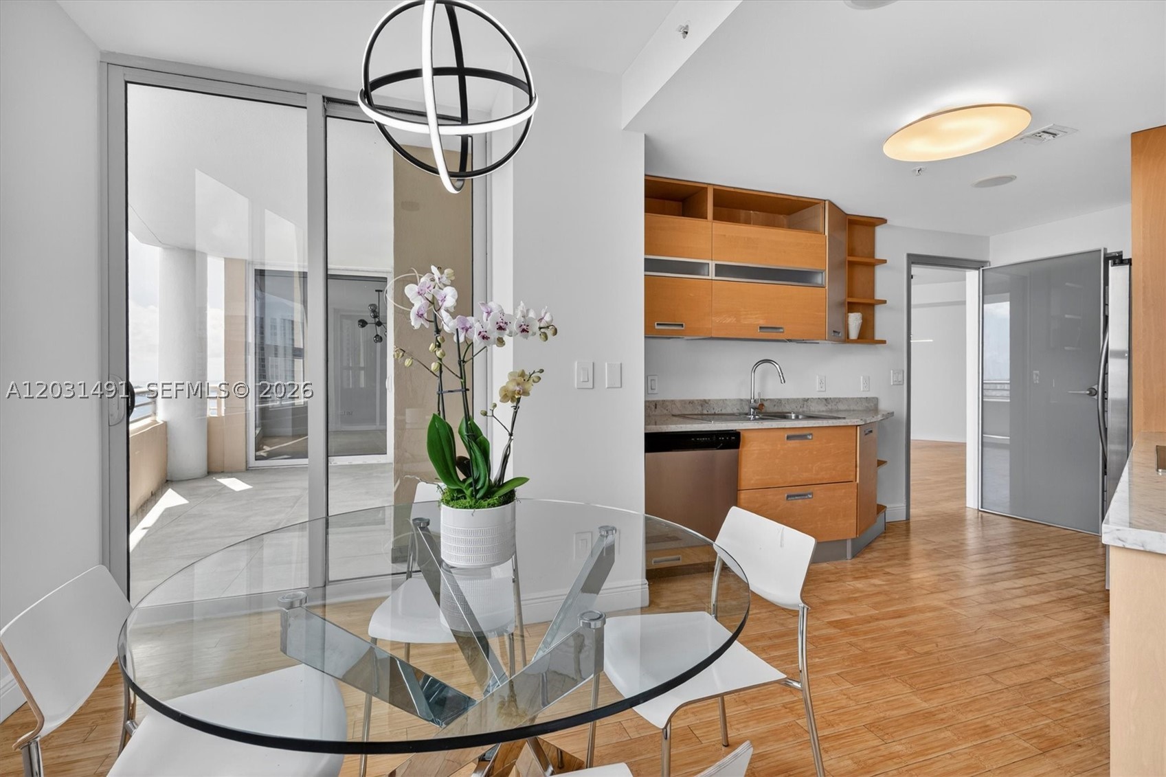 848 Brickell Key Dr #3402, Miami FL 33131