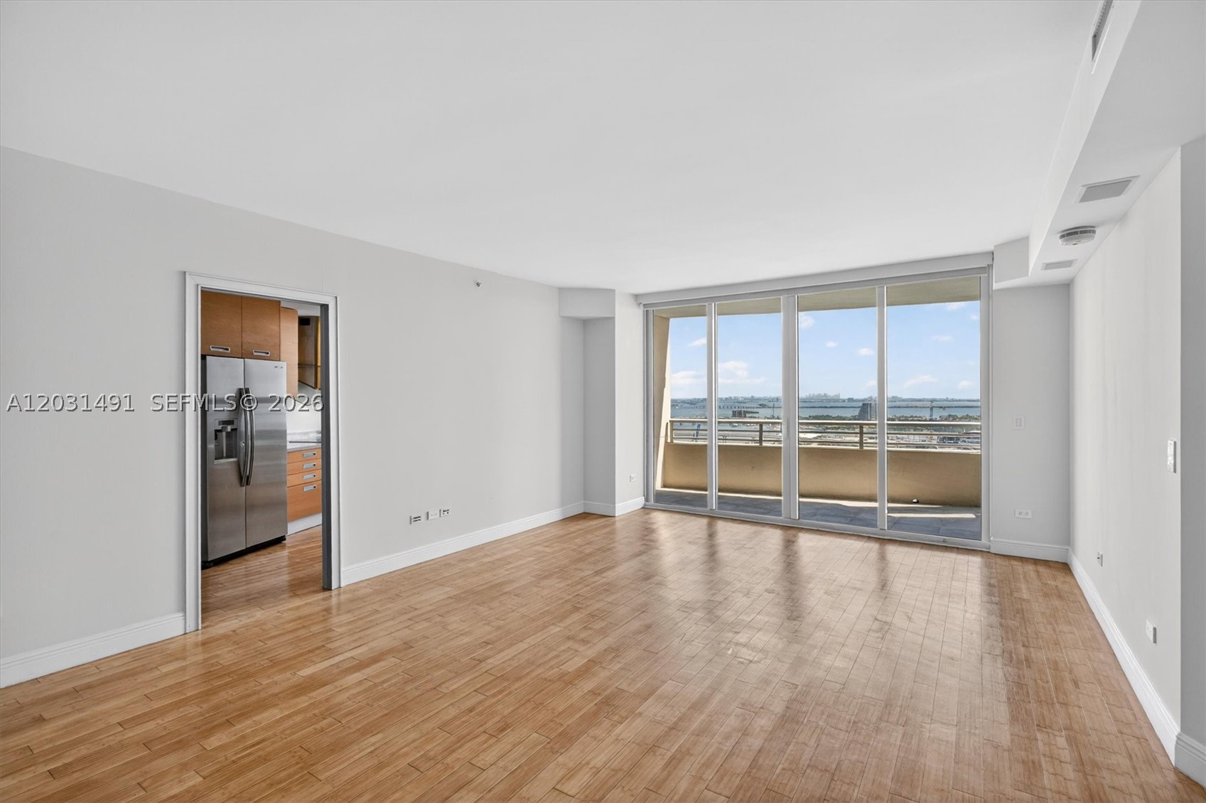 848 Brickell Key Dr #3402, Miami FL 33131