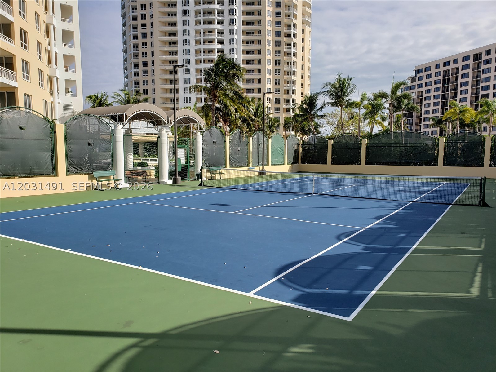 848 Brickell Key Dr #3402, Miami FL 33131