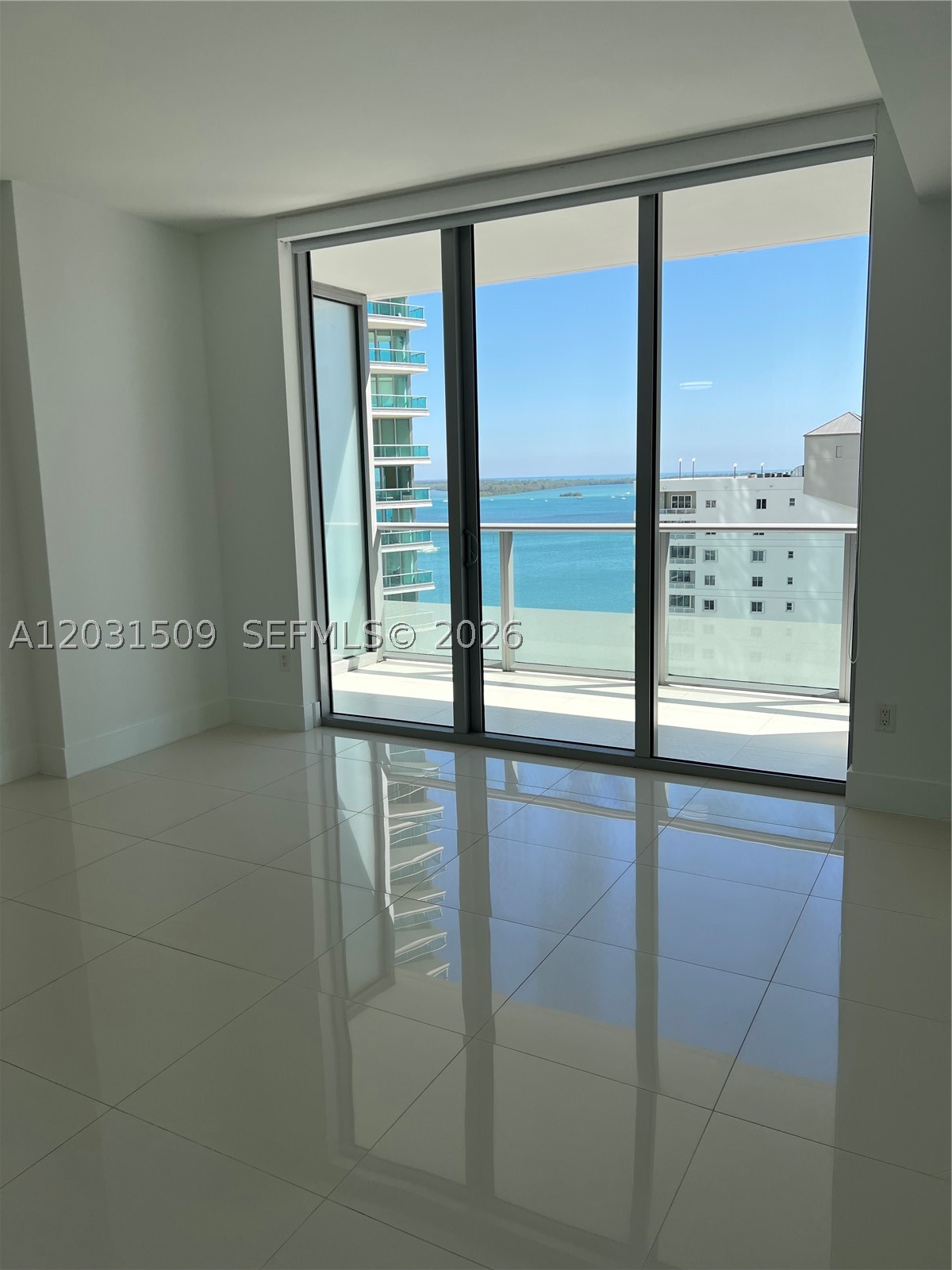 1300 Brickell Bay Dr #1606, Miami FL 33131