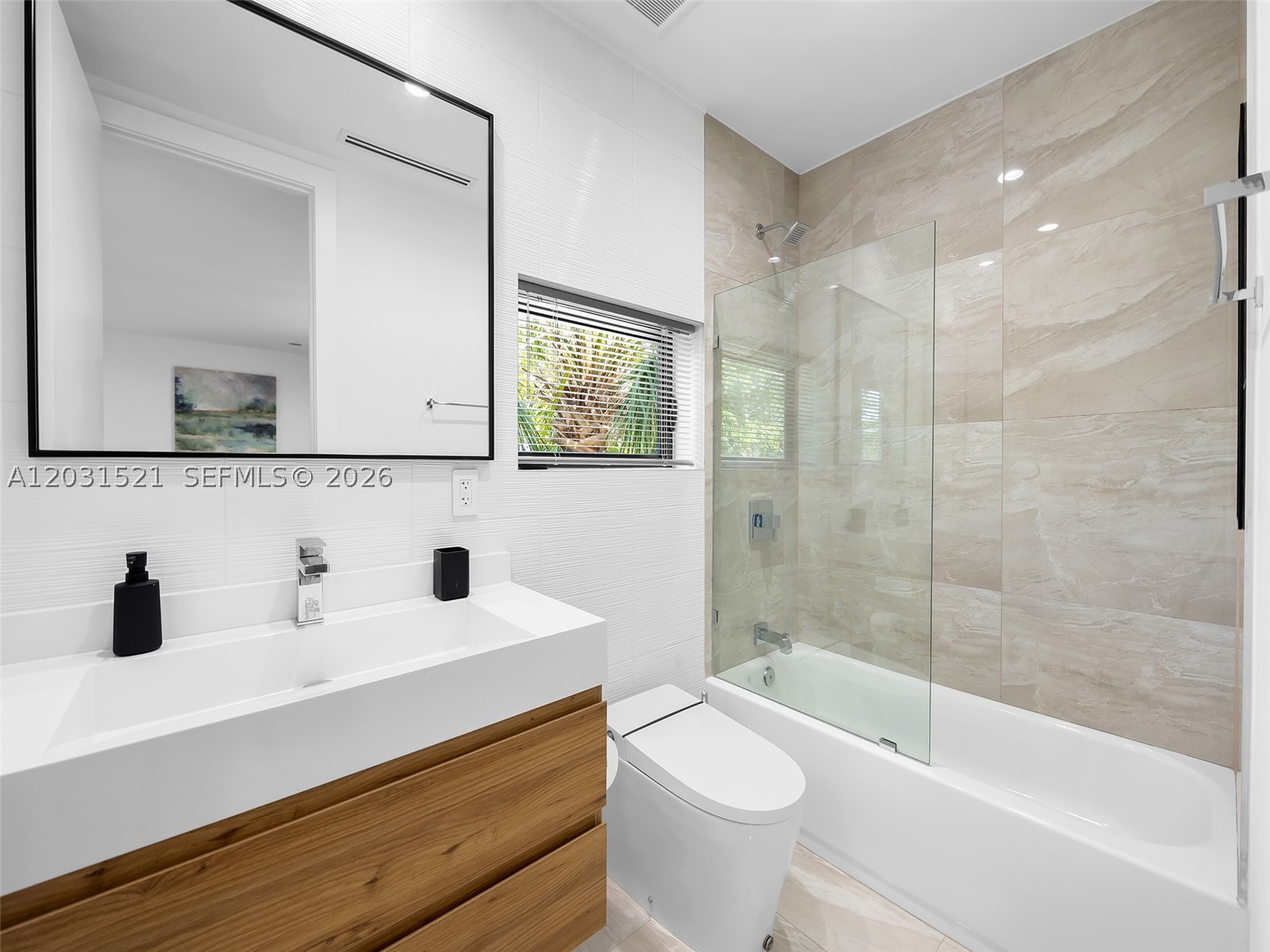 638 Lakeside Harbor, Boynton Beach FL 33435