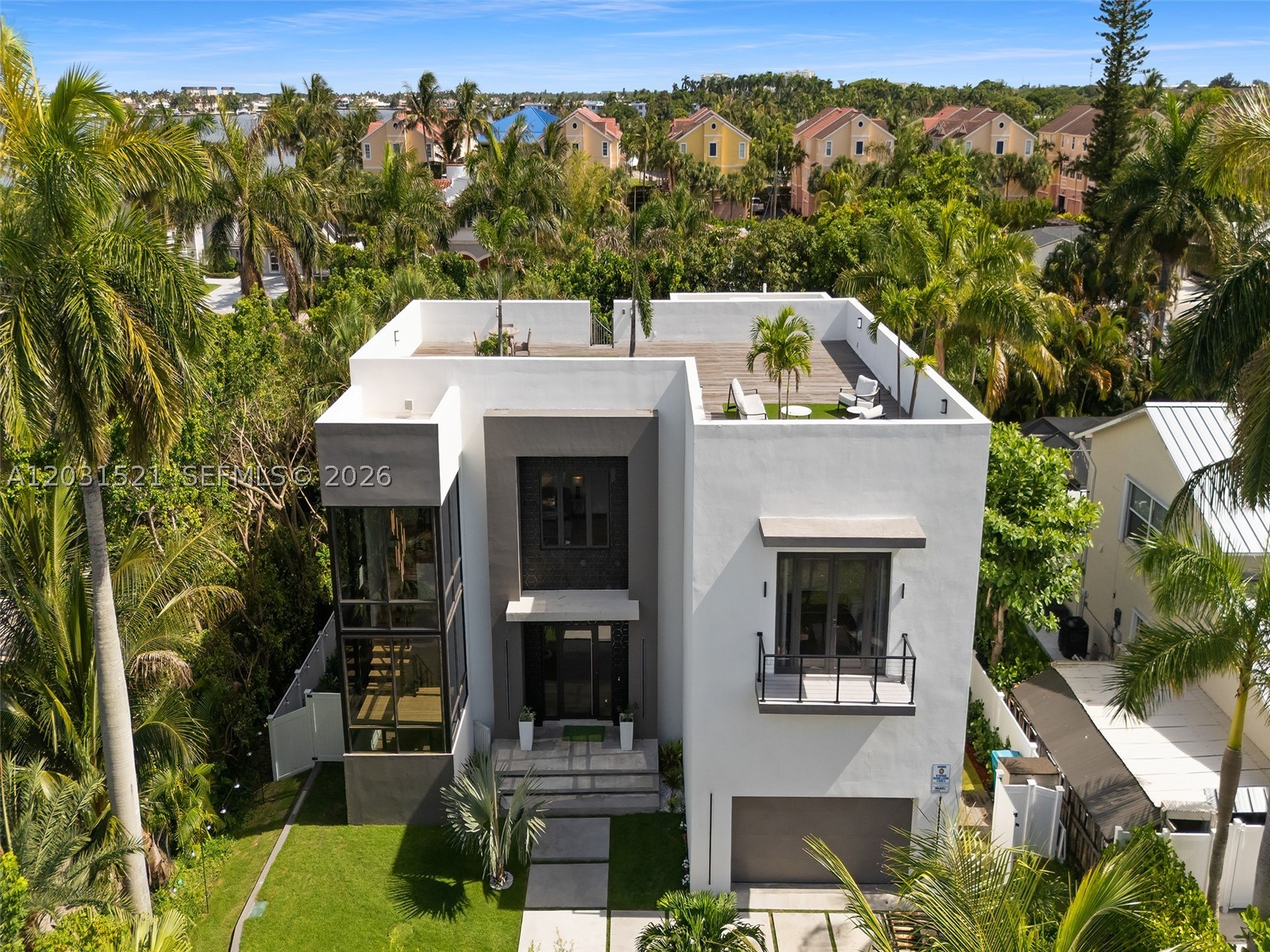 638 Lakeside Harbor, Boynton Beach FL 33435