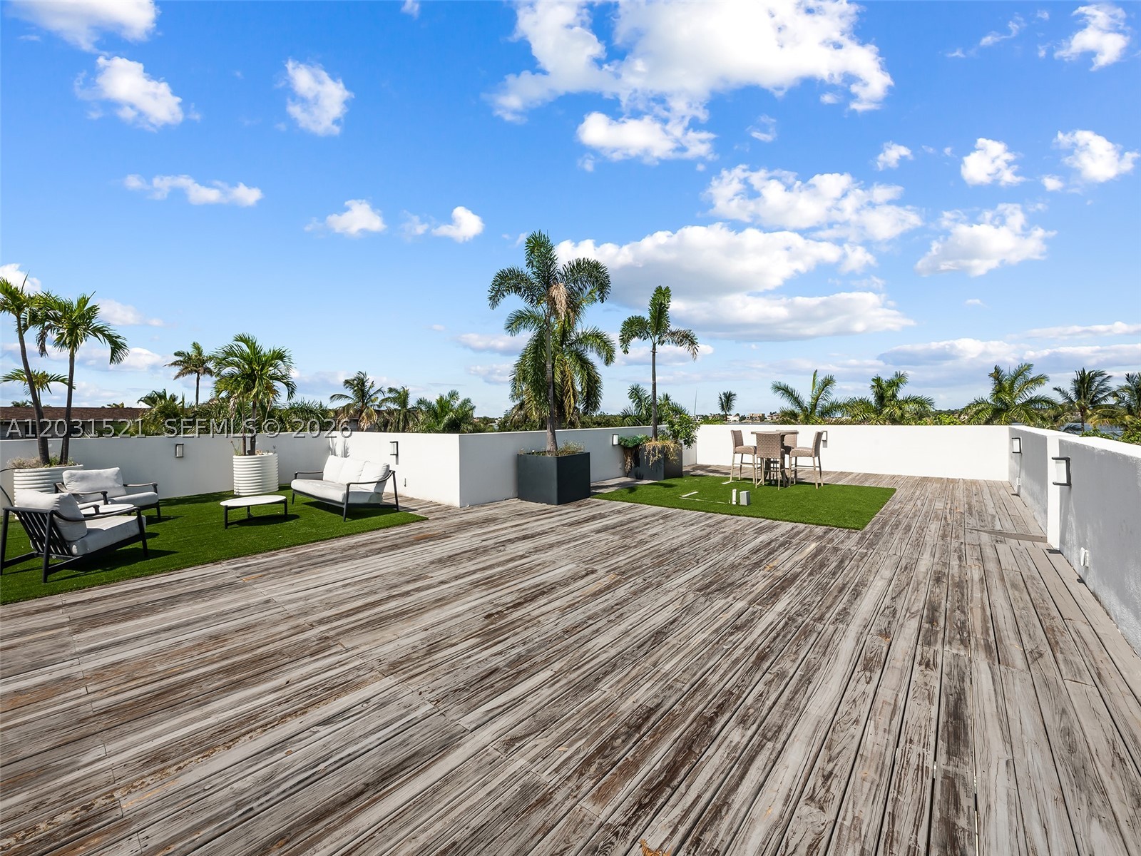 638 Lakeside Harbor, Boynton Beach FL 33435