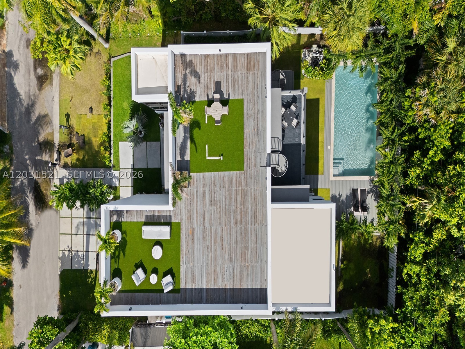 638 Lakeside Harbor, Boynton Beach FL 33435