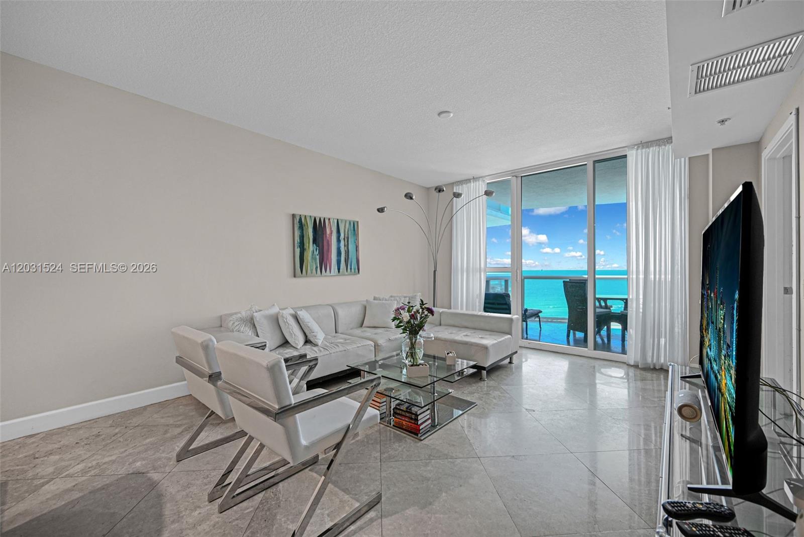 3801 Collins Ave #1102, Miami Beach FL 33140
