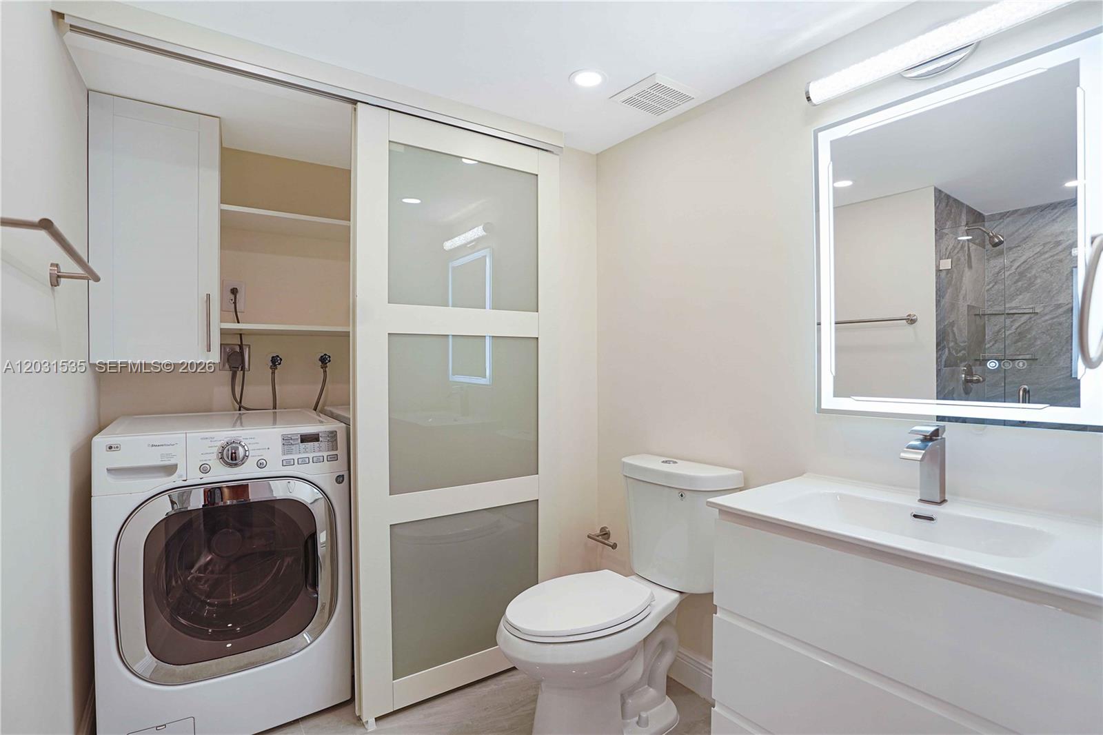 3500 Mystic Pointe Dr #1206, Aventura FL 33180