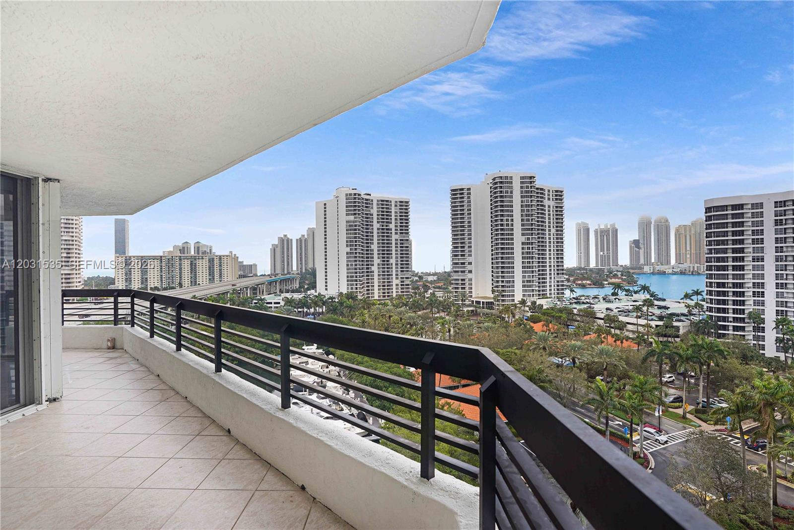 3500 Mystic Pointe Dr #1206, Aventura FL 33180