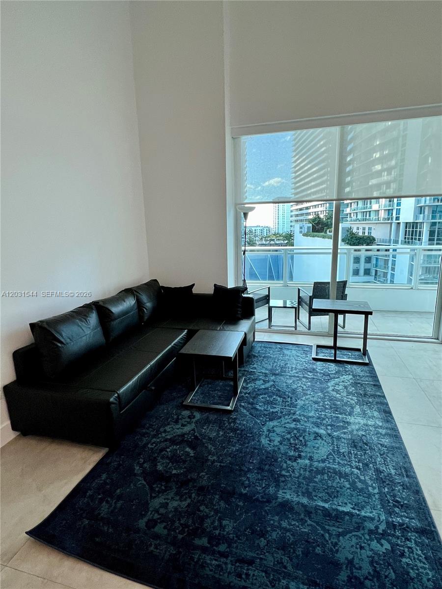 1080 Brickell Ave #1107, Miami FL 33131
