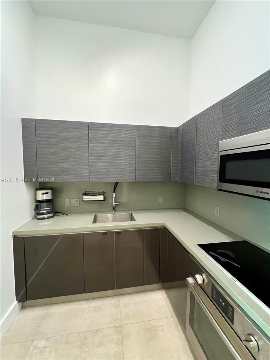 1080 Brickell Ave #1107, Miami FL 33131
