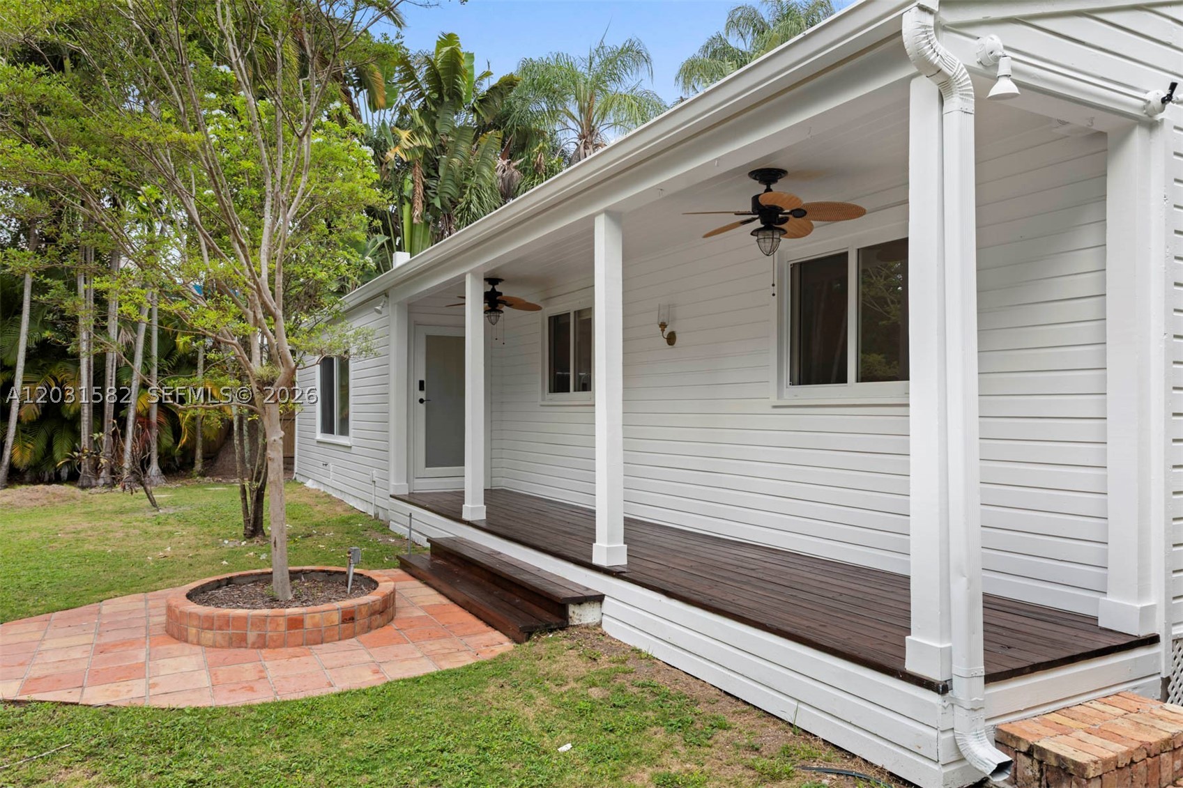 3945 Loquat Ave, Miami FL 33133