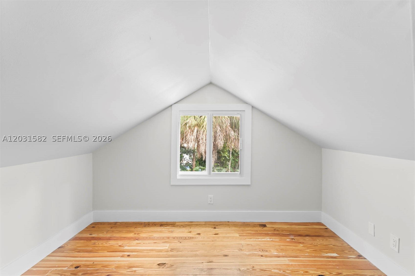 3945 Loquat Ave, Miami FL 33133