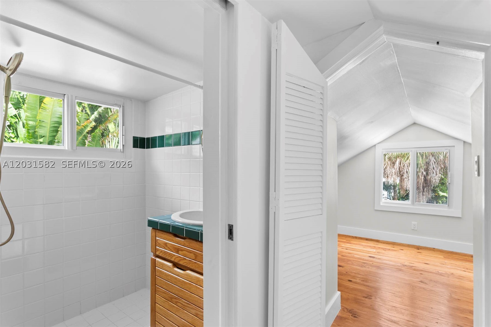 3945 Loquat Ave, Miami FL 33133