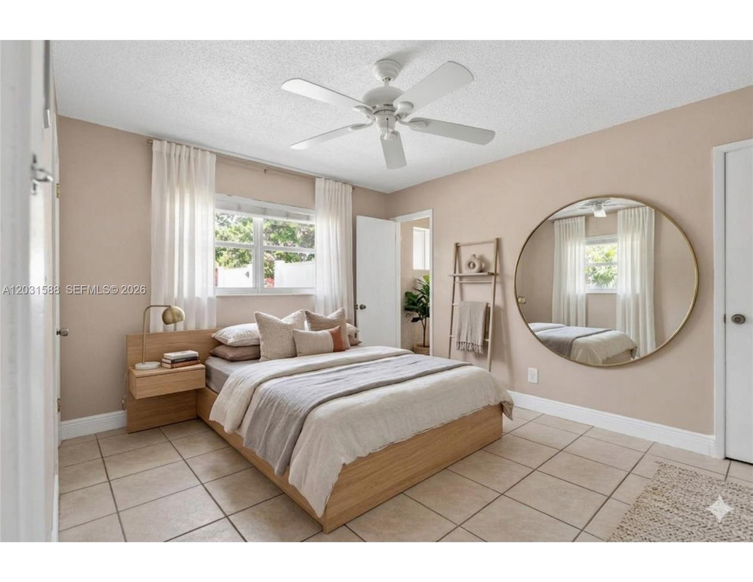 1701 NE 55th St #1-2, Fort Lauderdale FL 33334