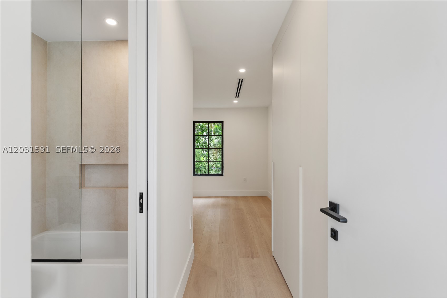 118 Sarto Ave, Coral Gables FL 33134