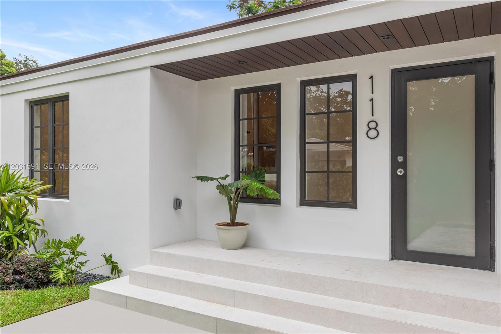 118 Sarto Ave, Coral Gables FL 33134