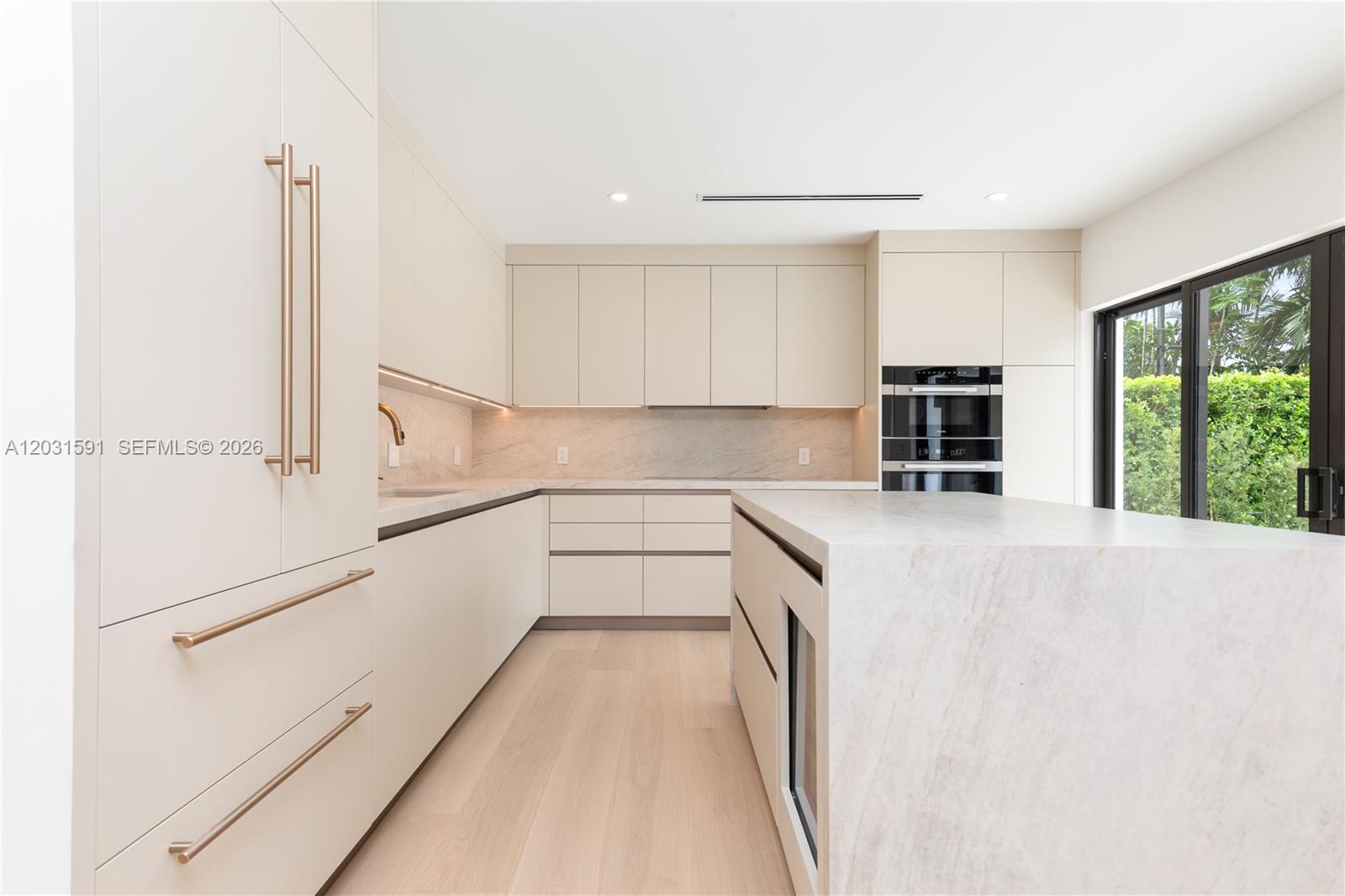 118 Sarto Ave, Coral Gables FL 33134