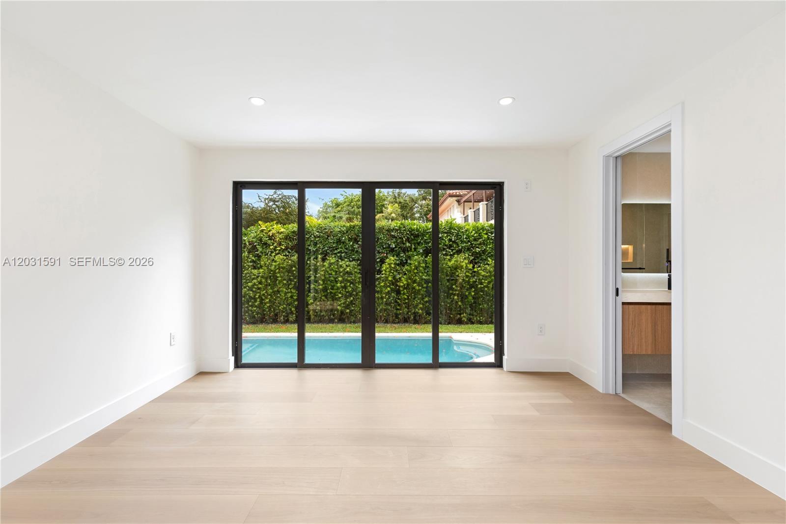 118 Sarto Ave, Coral Gables FL 33134