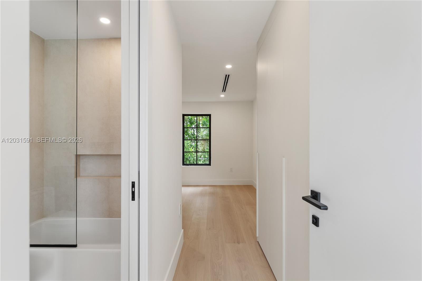 118 Sarto Ave, Coral Gables FL 33134