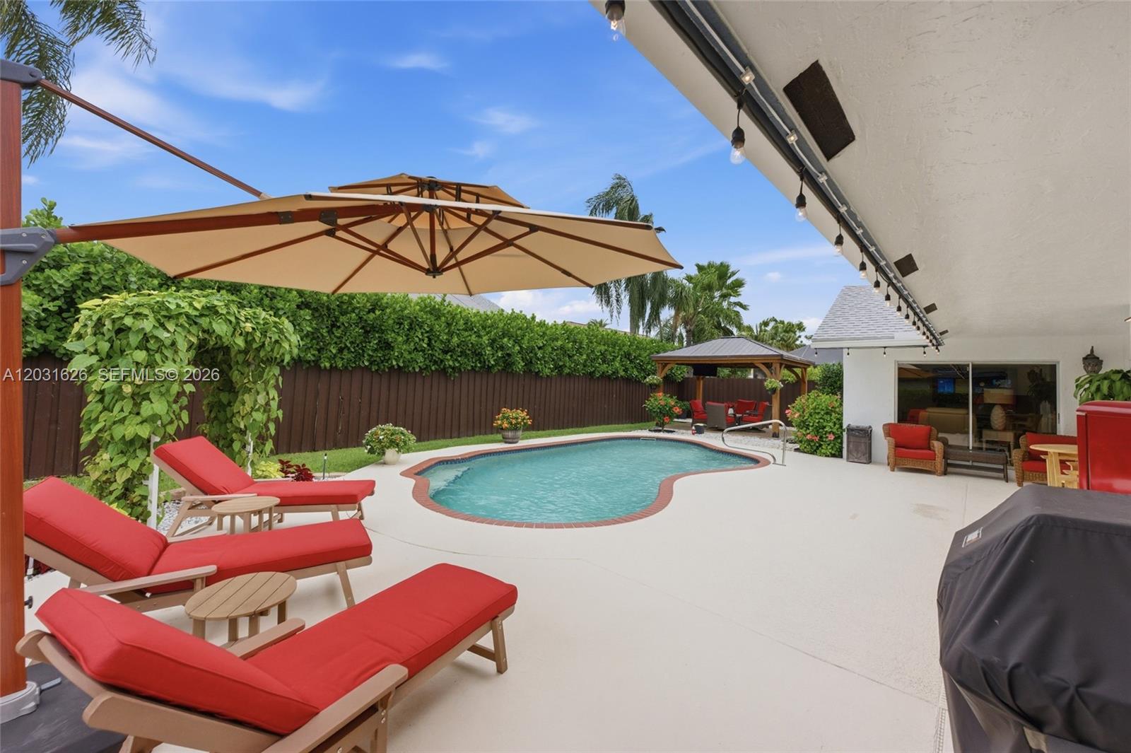 943 SW 149th Way, Sunrise FL 33326