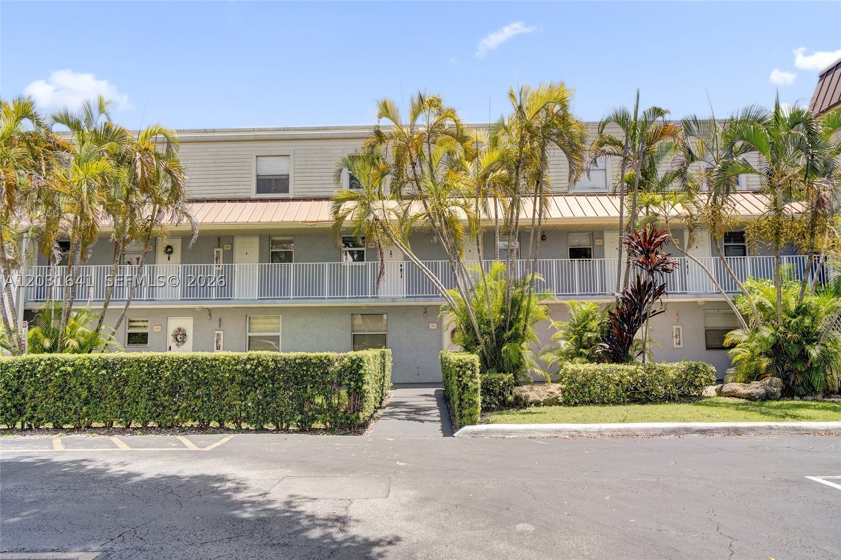 4600 SW 67 Ave #107, Miami FL 33155