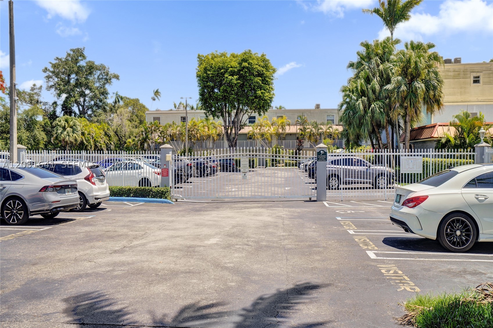 4600 SW 67 Ave #107, Miami FL 33155