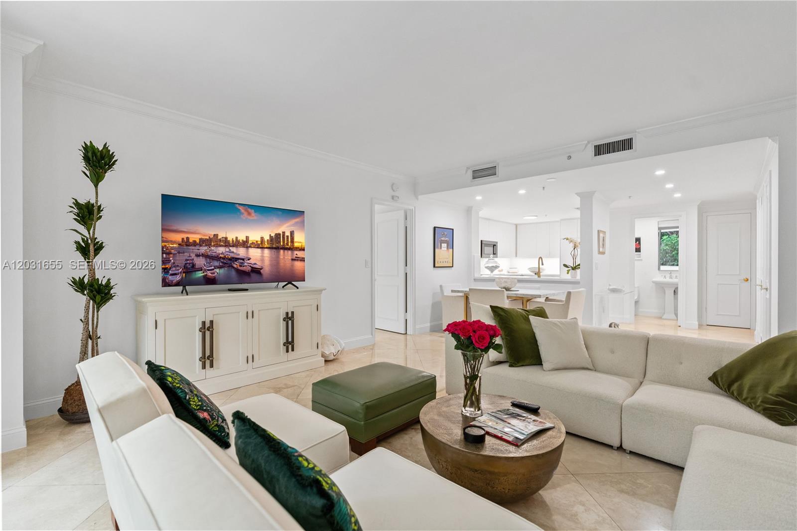 3400 SW 27th Ave #207, Miami FL 33133