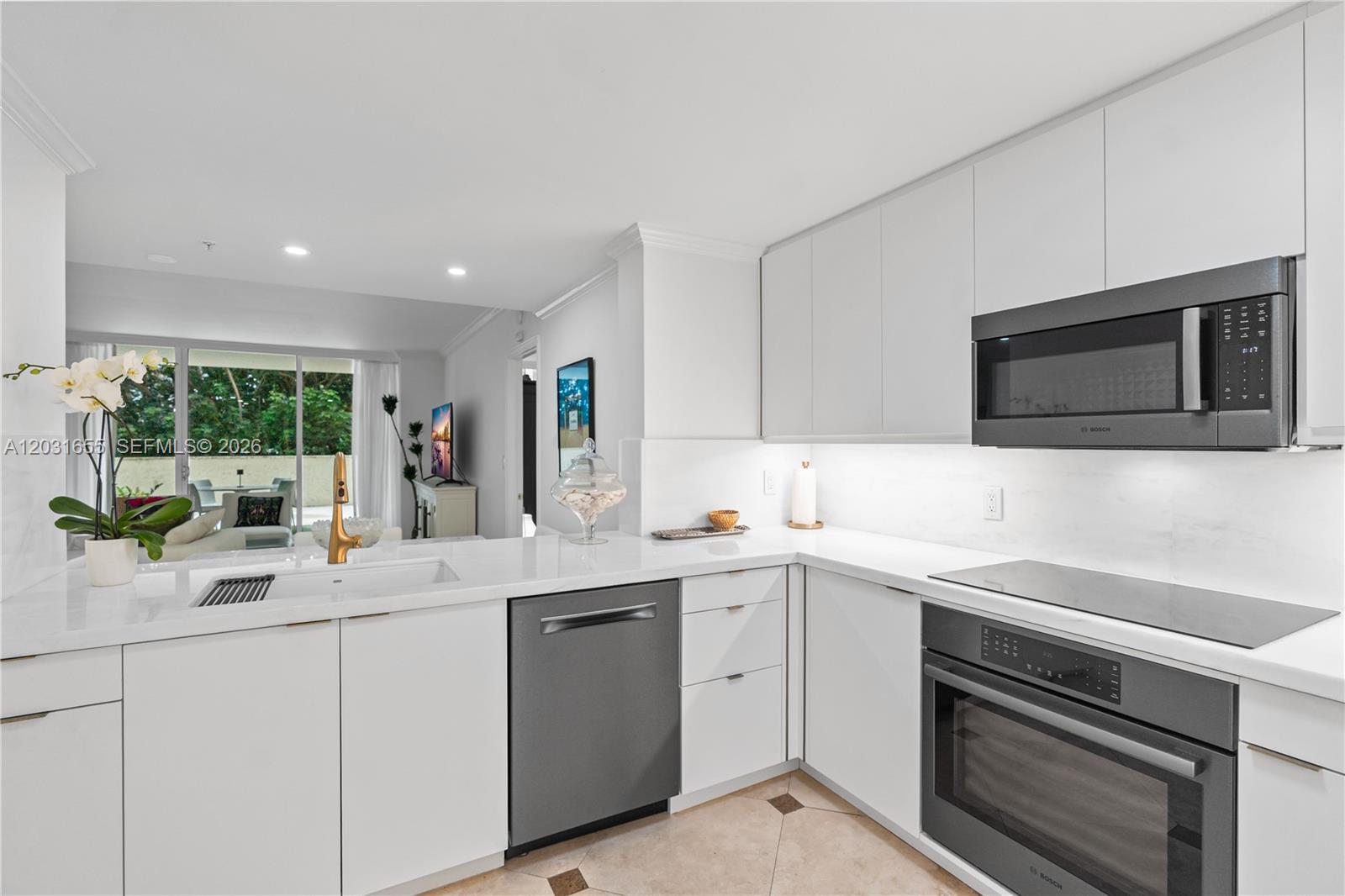 3400 SW 27th Ave #207, Miami FL 33133