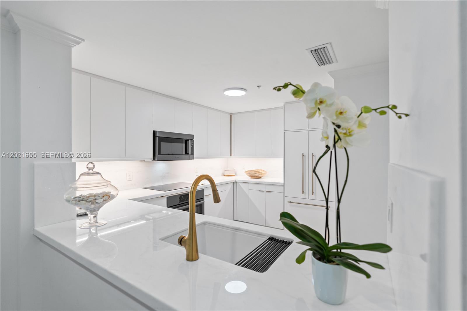 3400 SW 27th Ave #207, Miami FL 33133