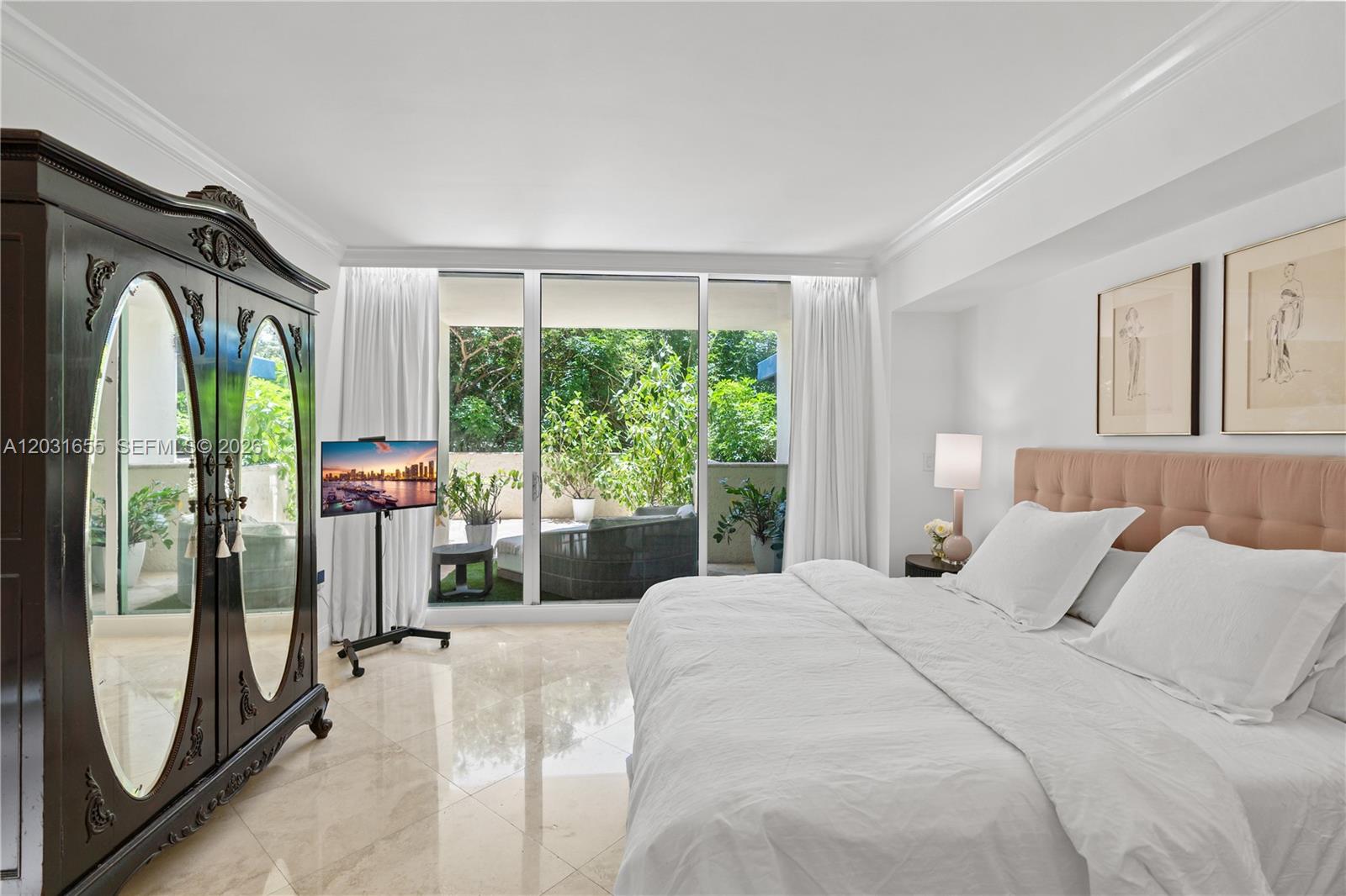 3400 SW 27th Ave #207, Miami FL 33133