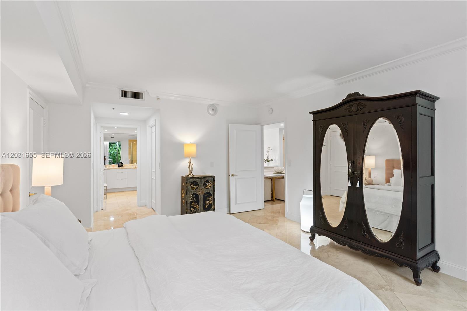 3400 SW 27th Ave #207, Miami FL 33133
