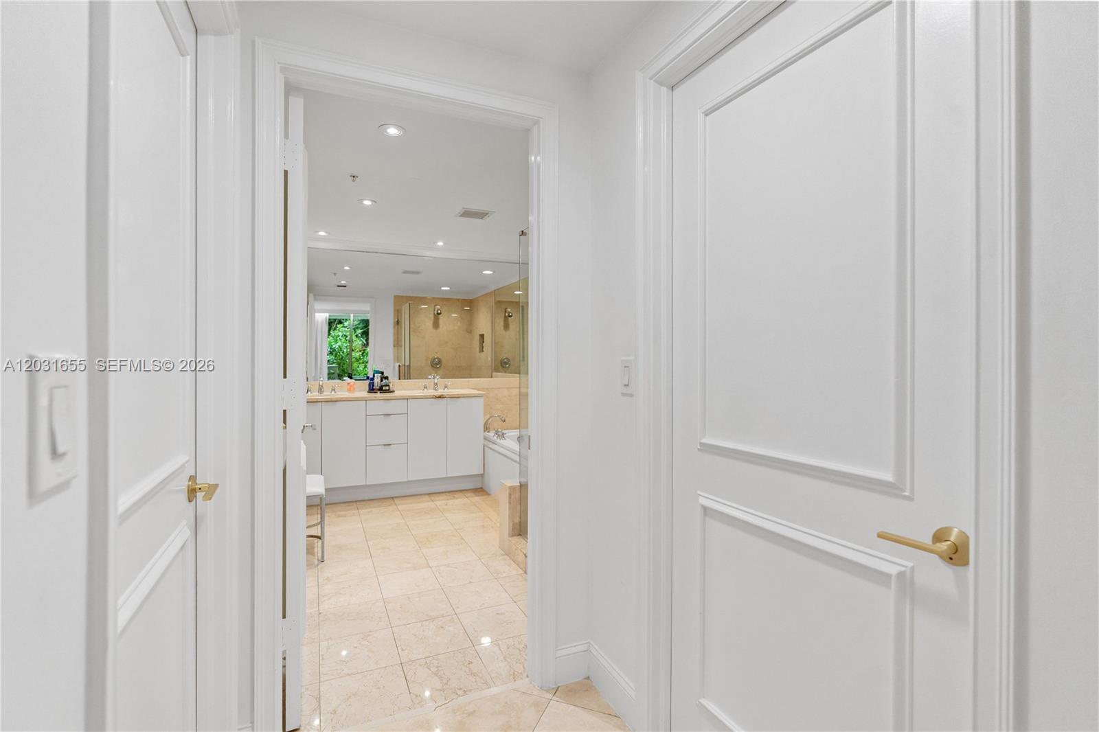 3400 SW 27th Ave #207, Miami FL 33133