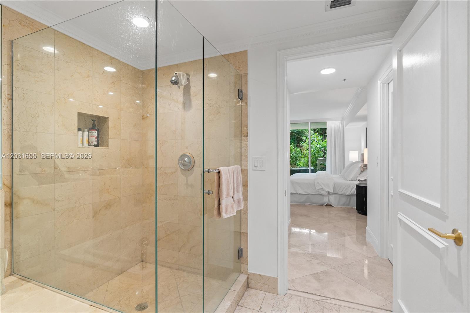 3400 SW 27th Ave #207, Miami FL 33133