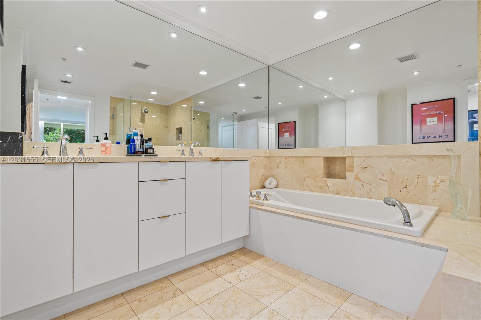 3400 SW 27th Ave #207, Miami FL 33133