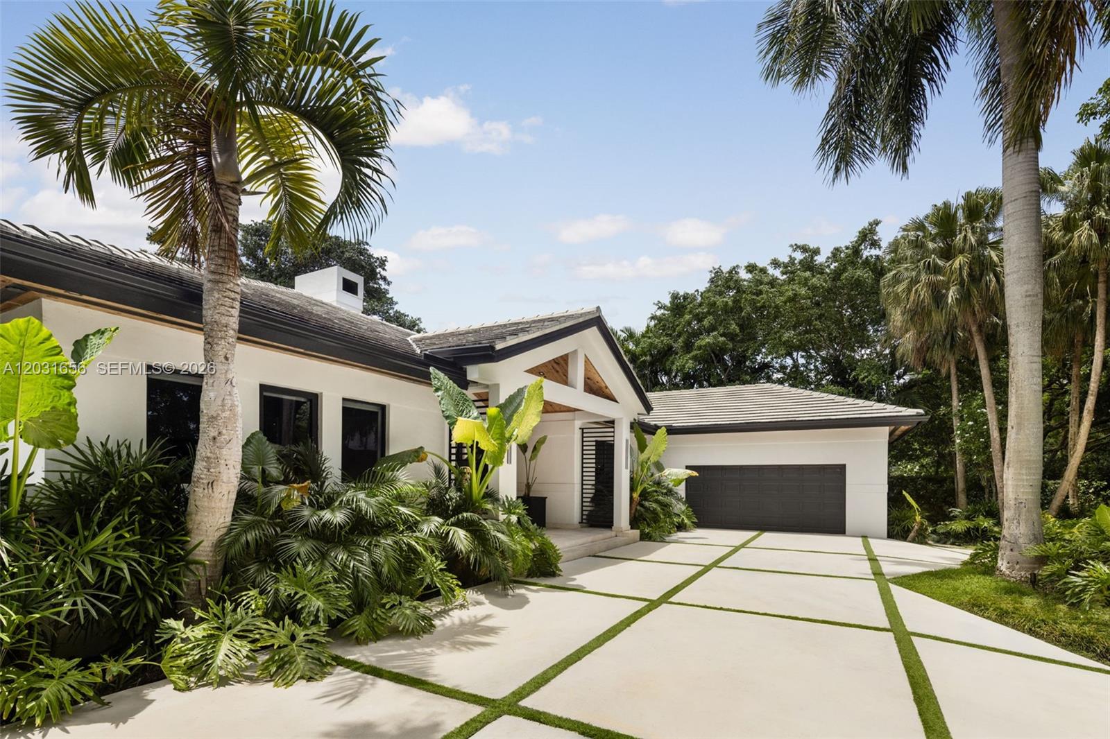 7300 Los Pinos Blvd, Coral Gables FL 33143