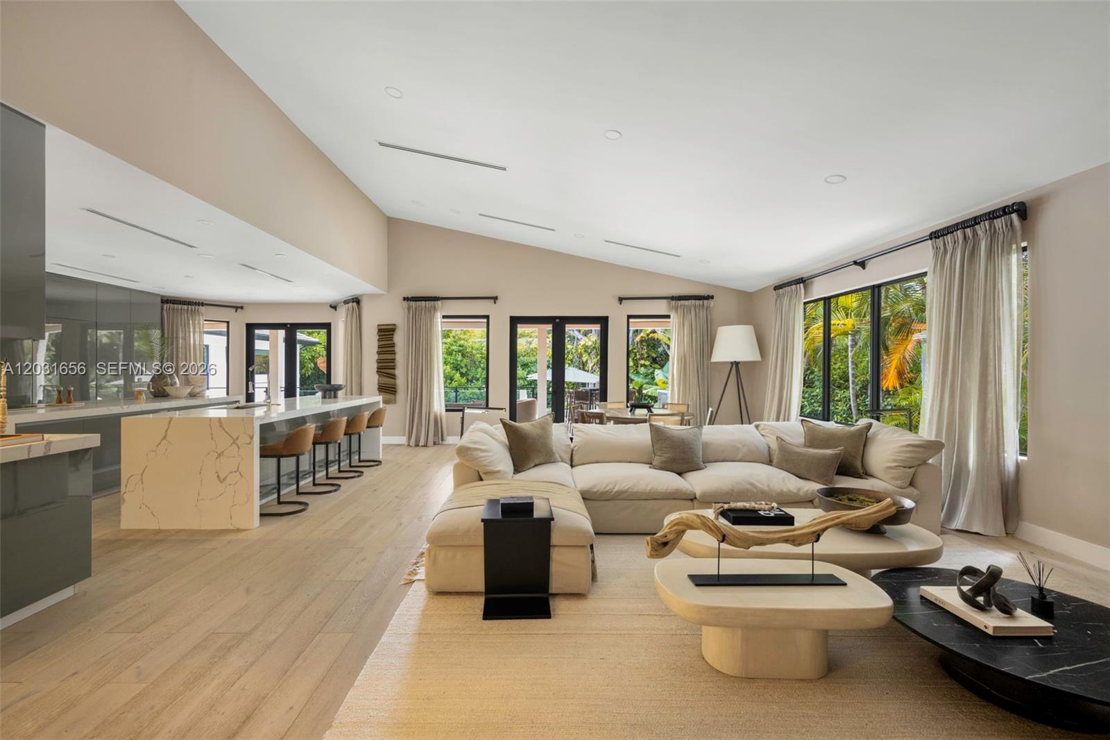7300 Los Pinos Blvd, Coral Gables FL 33143