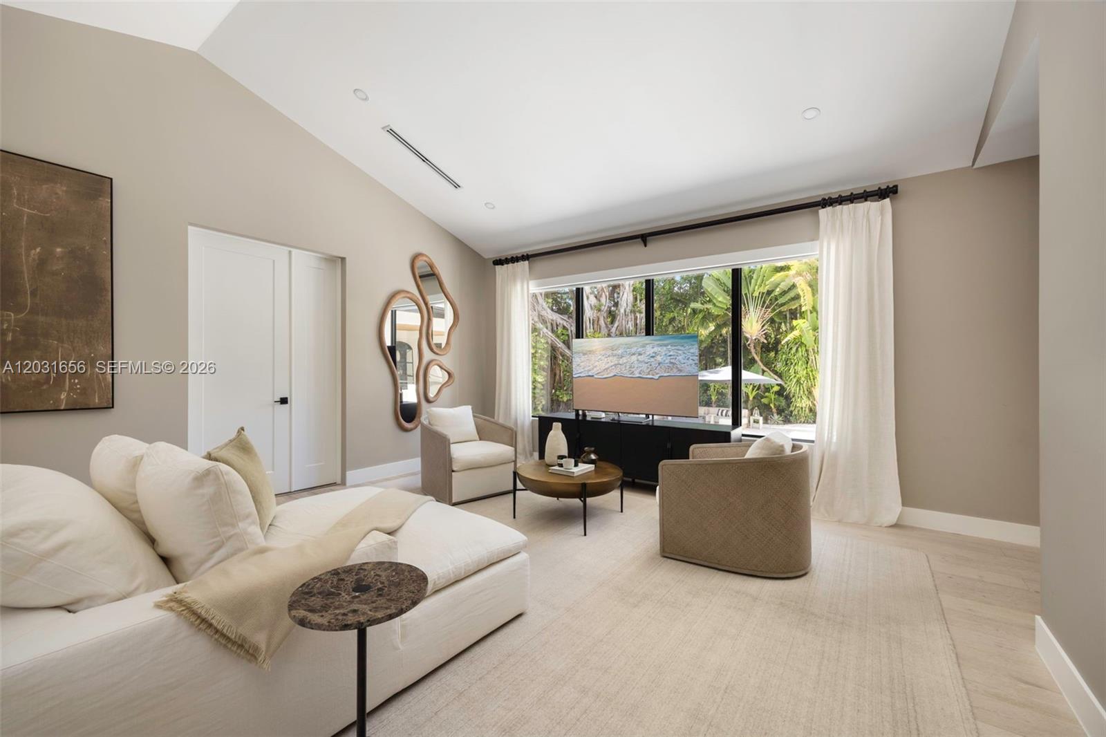 7300 Los Pinos Blvd, Coral Gables FL 33143