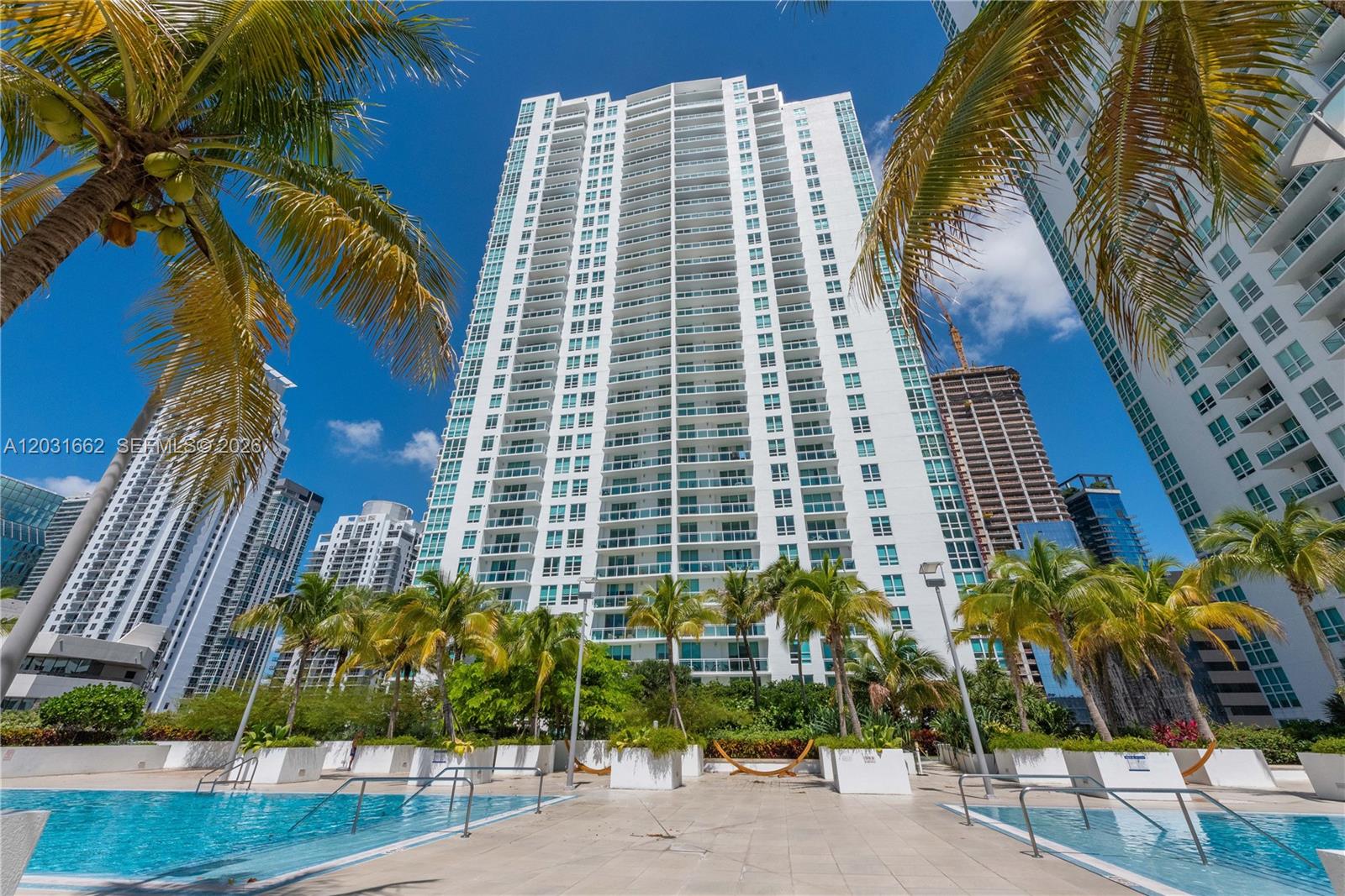 951 Brickell Ave #705, Miami FL 33131