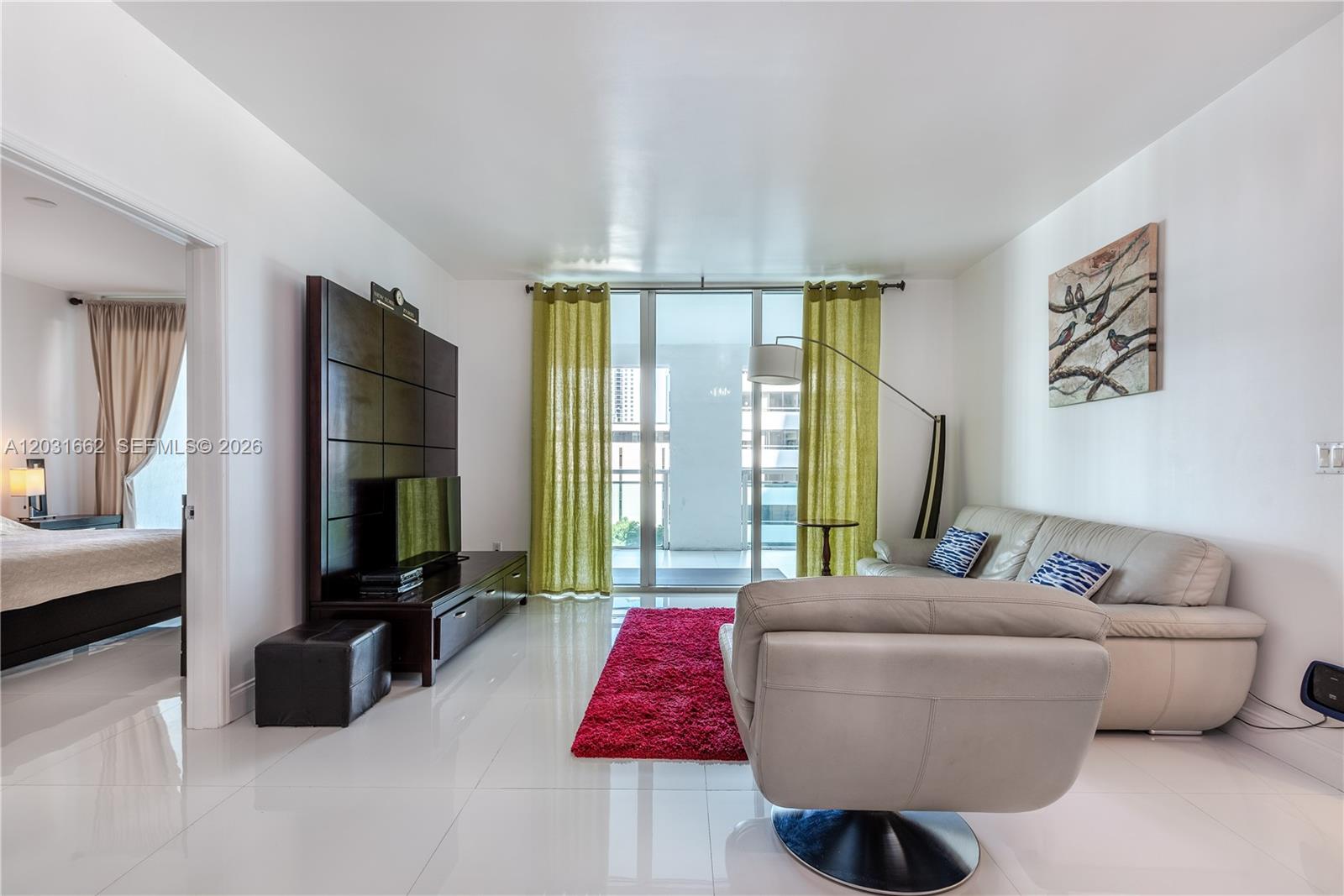 951 Brickell Ave #705, Miami FL 33131
