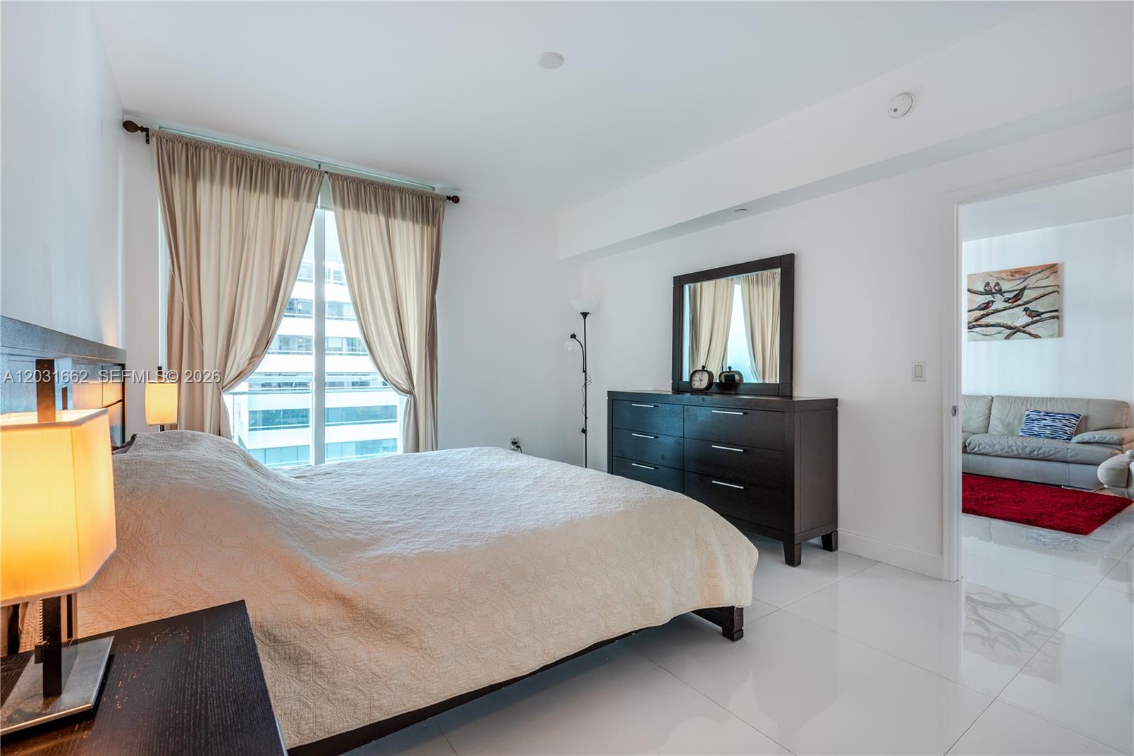 951 Brickell Ave #705, Miami FL 33131