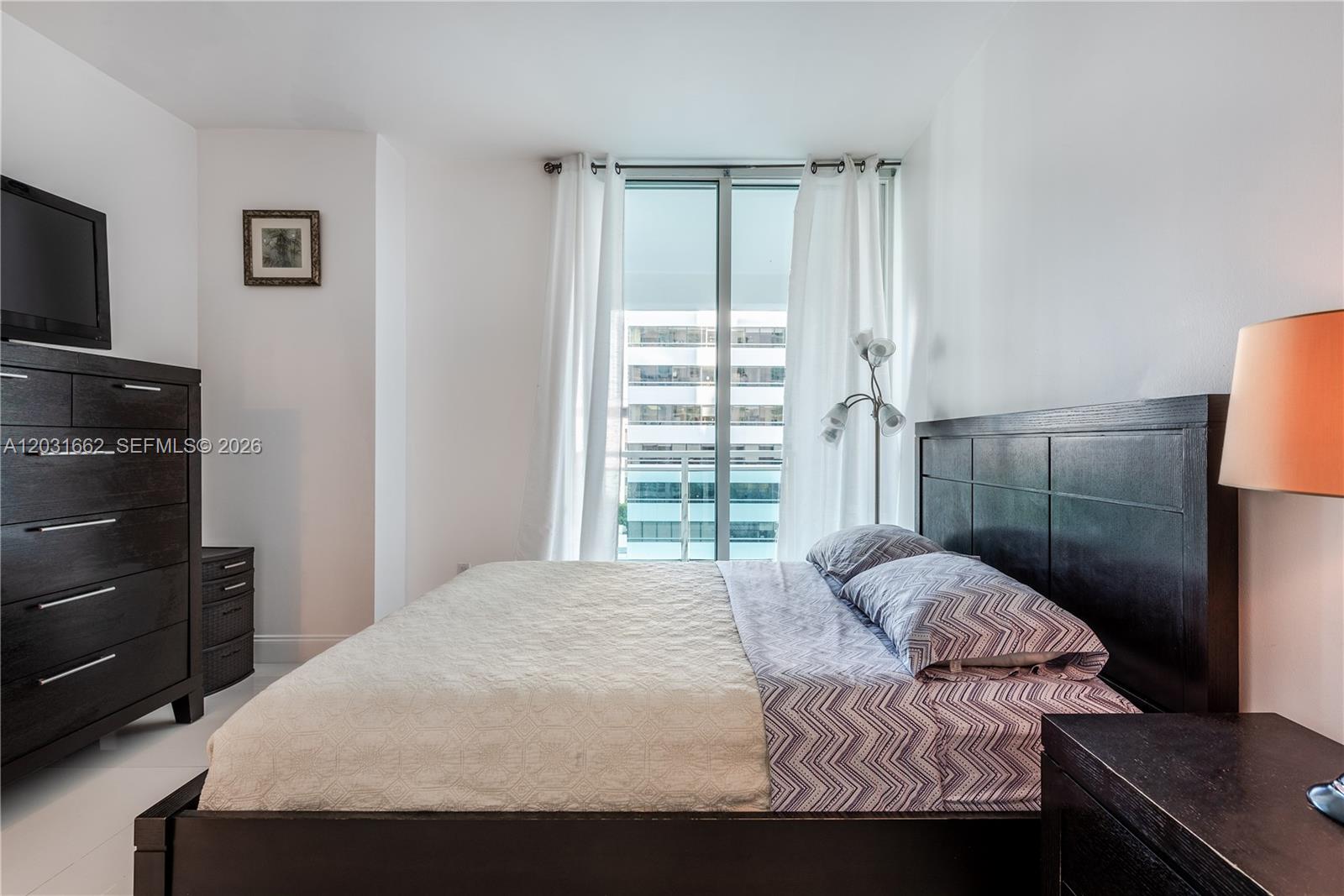 951 Brickell Ave #705, Miami FL 33131