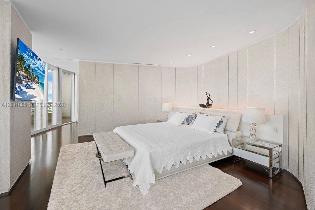 1643 Brickell Ave #4102, Miami FL 33129
