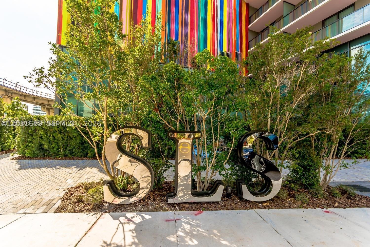 1300 S Miami Ave #1808, Miami FL 33130