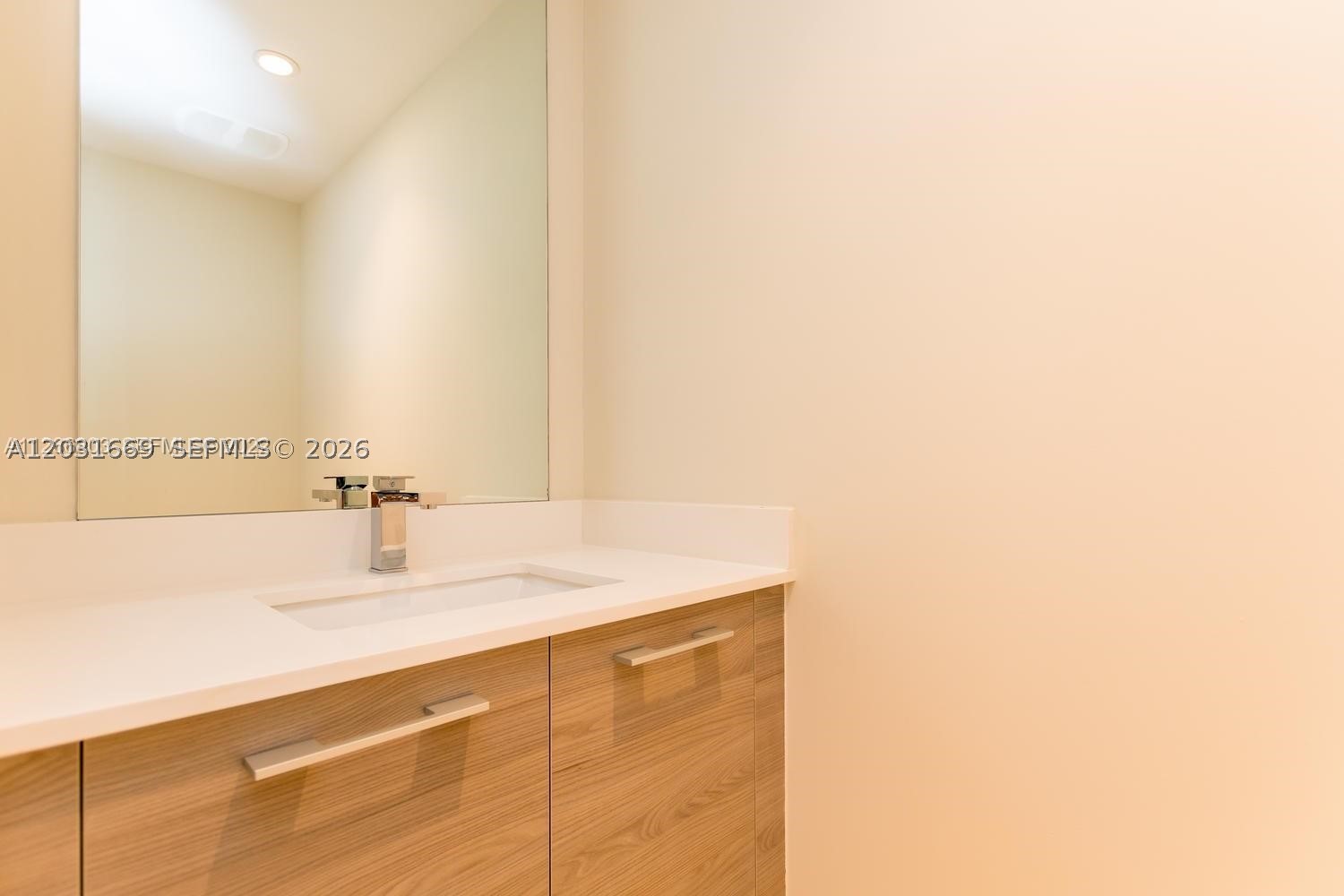 1300 S Miami Ave #1808, Miami FL 33130