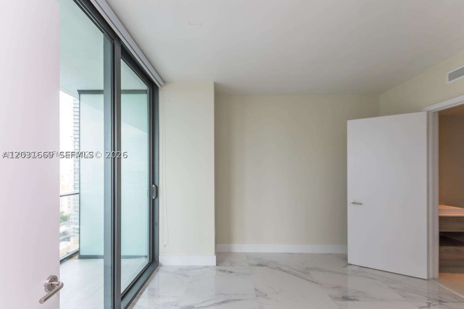 1300 S Miami Ave #1808, Miami FL 33130