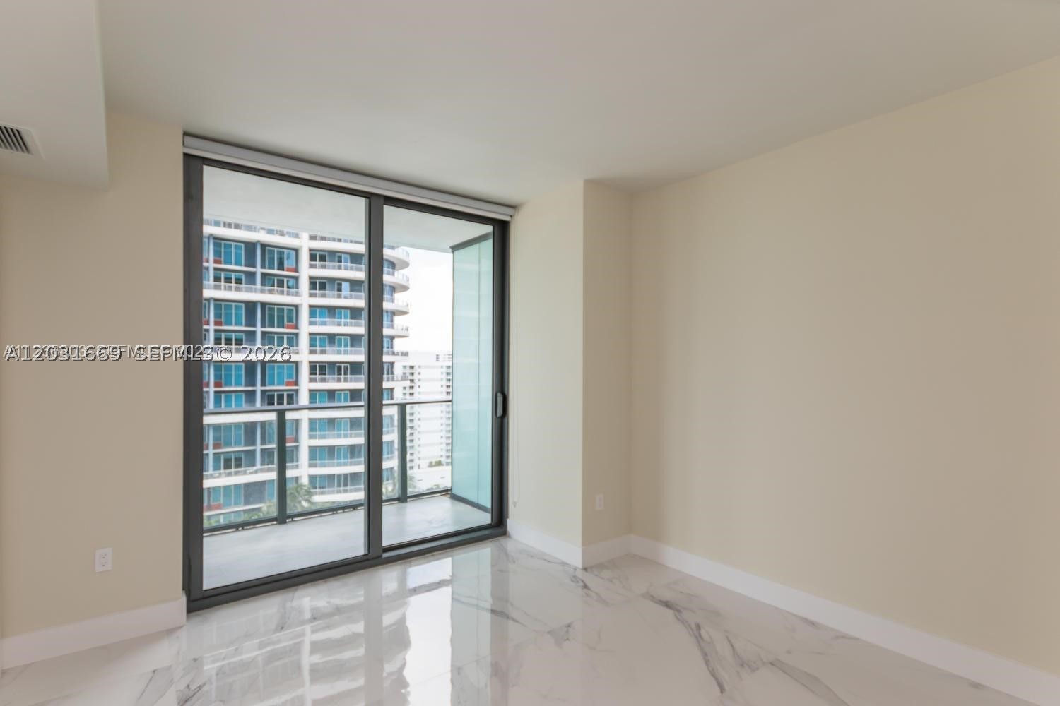 1300 S Miami Ave #1808, Miami FL 33130