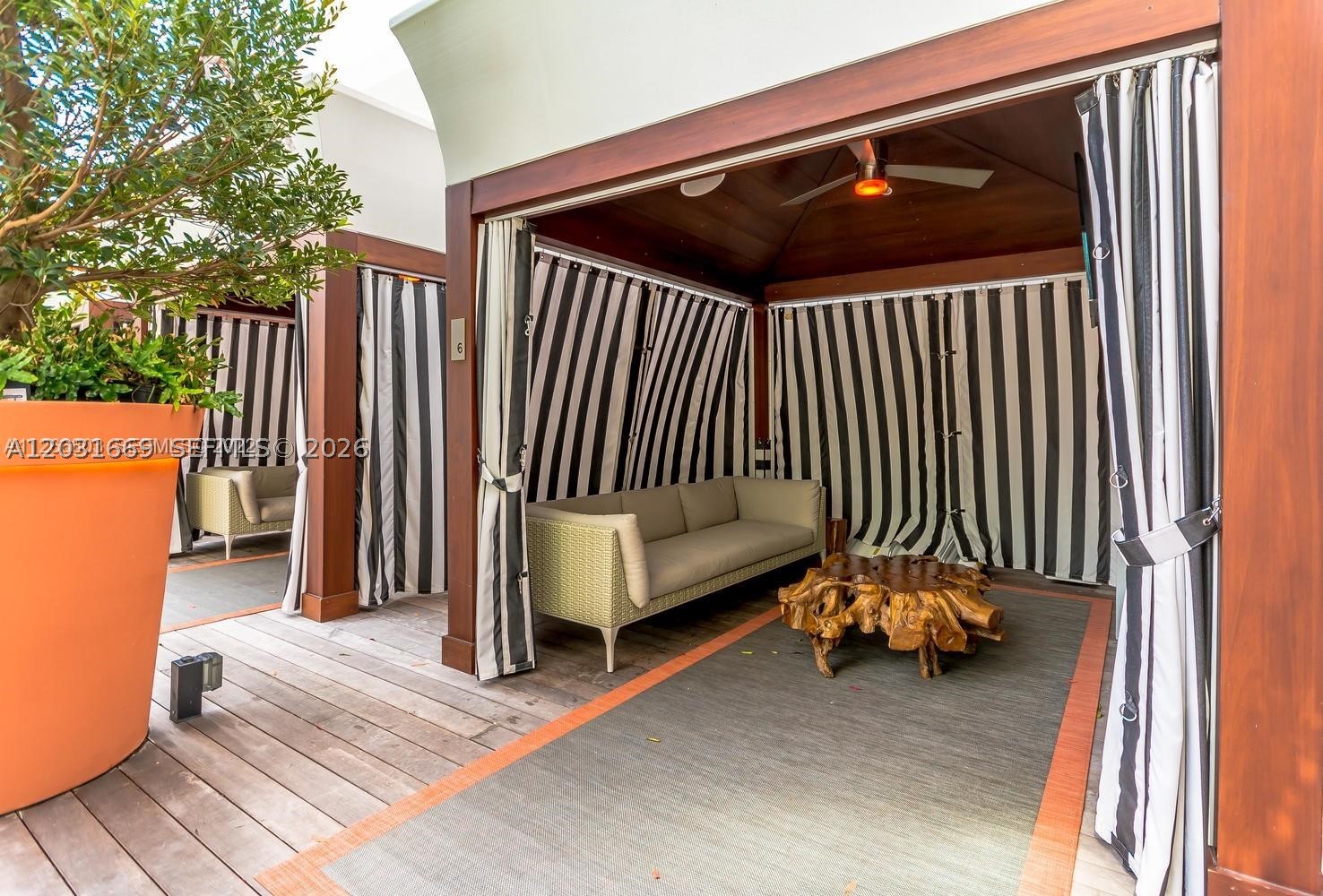1300 S Miami Ave #1808, Miami FL 33130