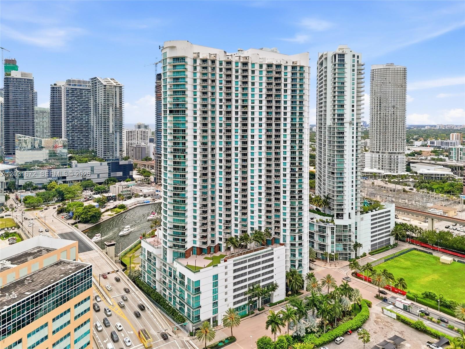 350 S Miami Ave #3912, Miami FL 33130