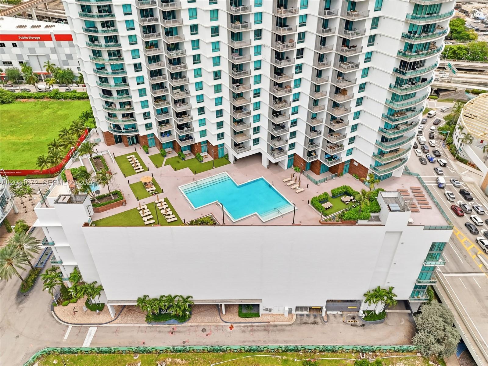 350 S Miami Ave #3912, Miami FL 33130