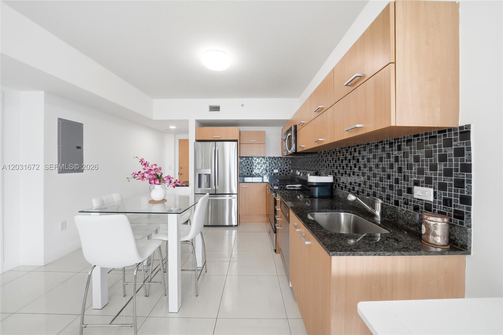 350 S Miami Ave #3912, Miami FL 33130