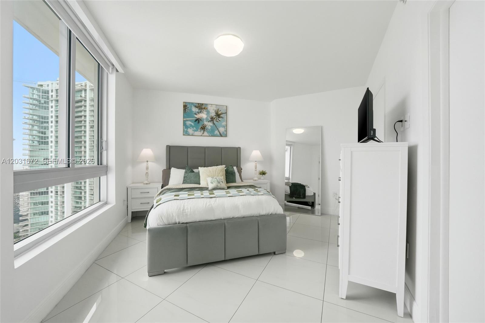 350 S Miami Ave #3912, Miami FL 33130